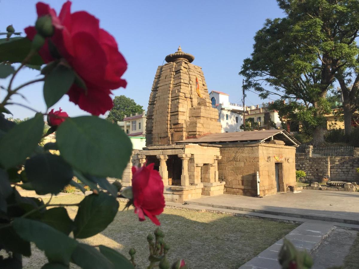 Katyuri Kings Divine Stay- Babaji'S Cave Dwarahat エクステリア 写真