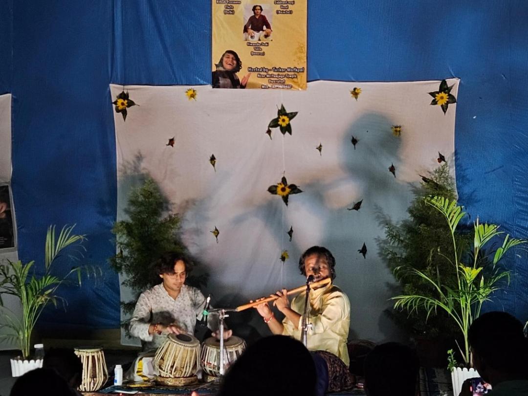 Katyuri Kings Divine Stay- Babaji'S Cave Dwarahat エクステリア 写真